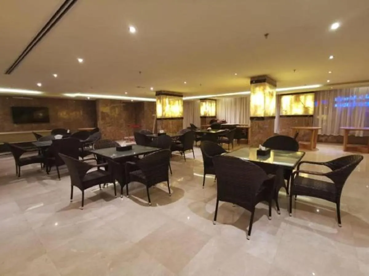 Jeddah Blue Plus Hotel 4*,